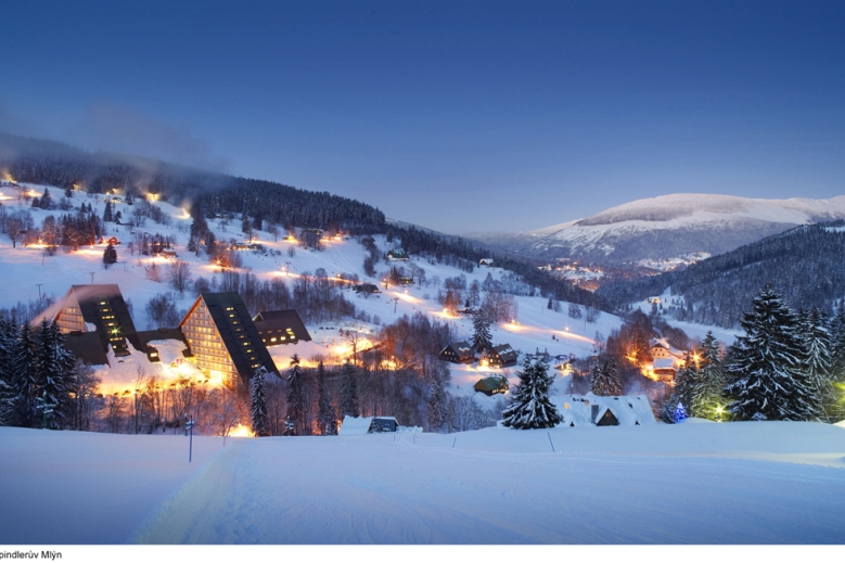 Hotel Pinia Hotel & Resort dovolenka