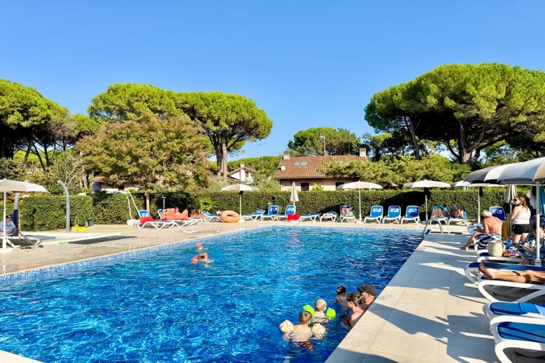 Hotel Hotel Old River