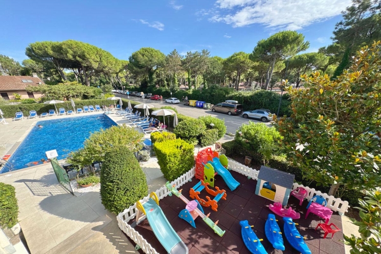 Hotel Hotel Old River