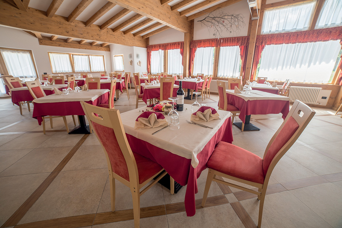 Hotel Caminetto Mountain Resort 4