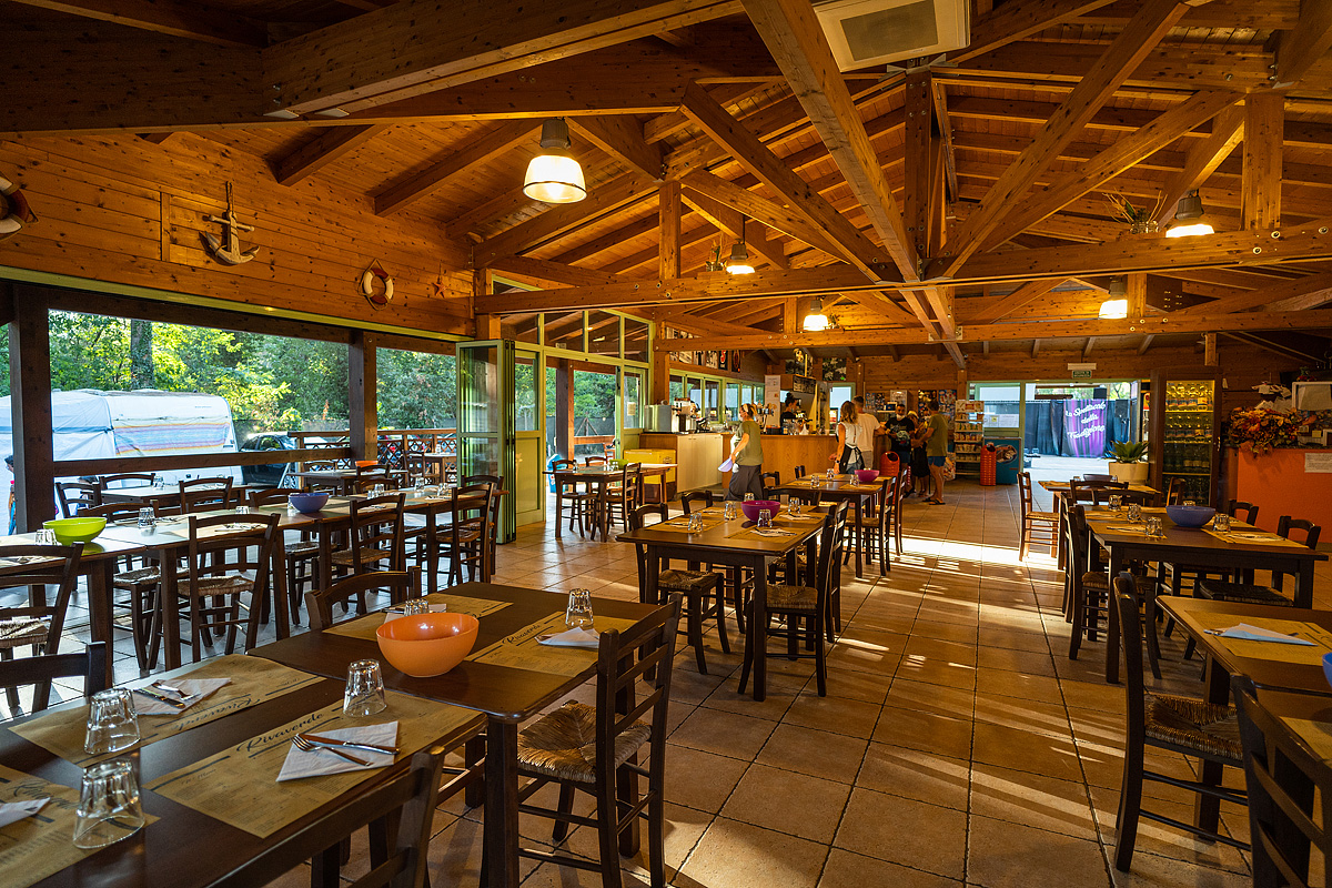 Rivaverde Easy Camping Village 8