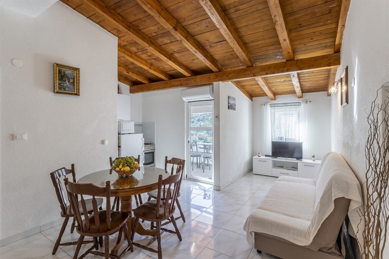 Hotel Vila Dijamant