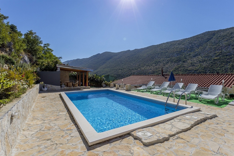 Hotel Vila Dijamant