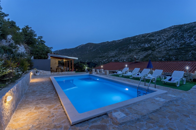 Hotel Vila Dijamant