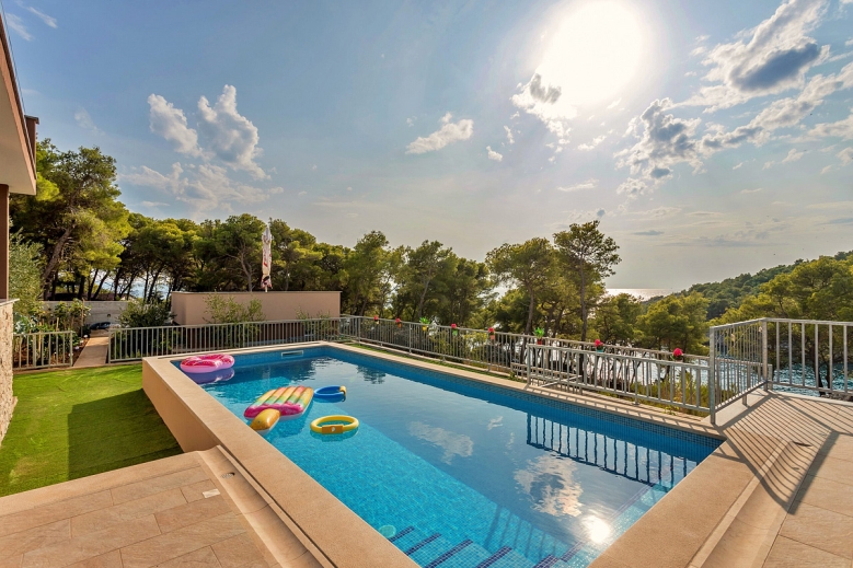 Hotel Vila Karmelota