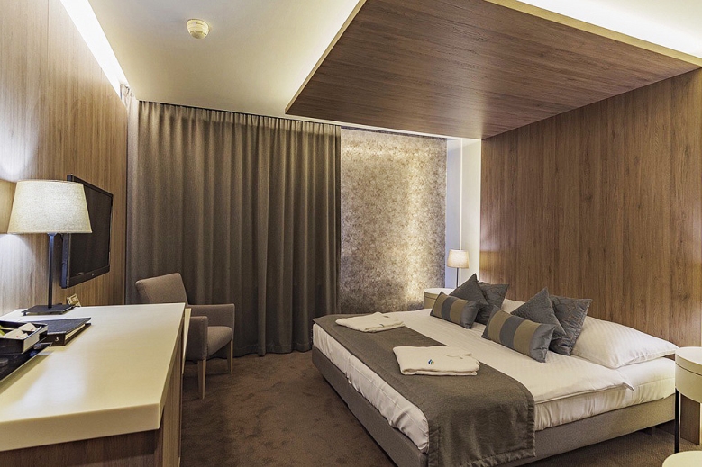 Hotel Hotel Seasons