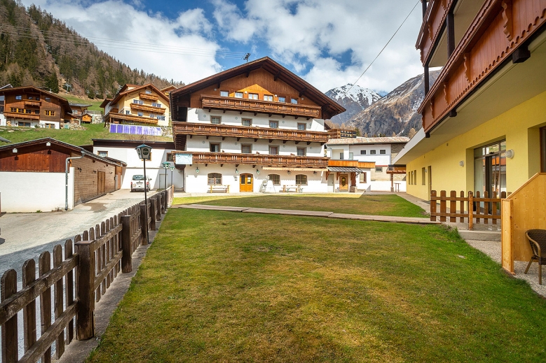 Hotel Alpenhof Kals