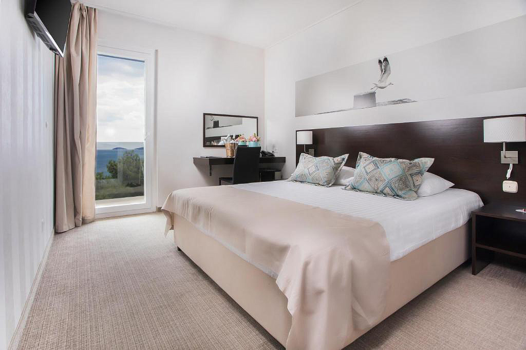 Villa Arausana & Antonina 3