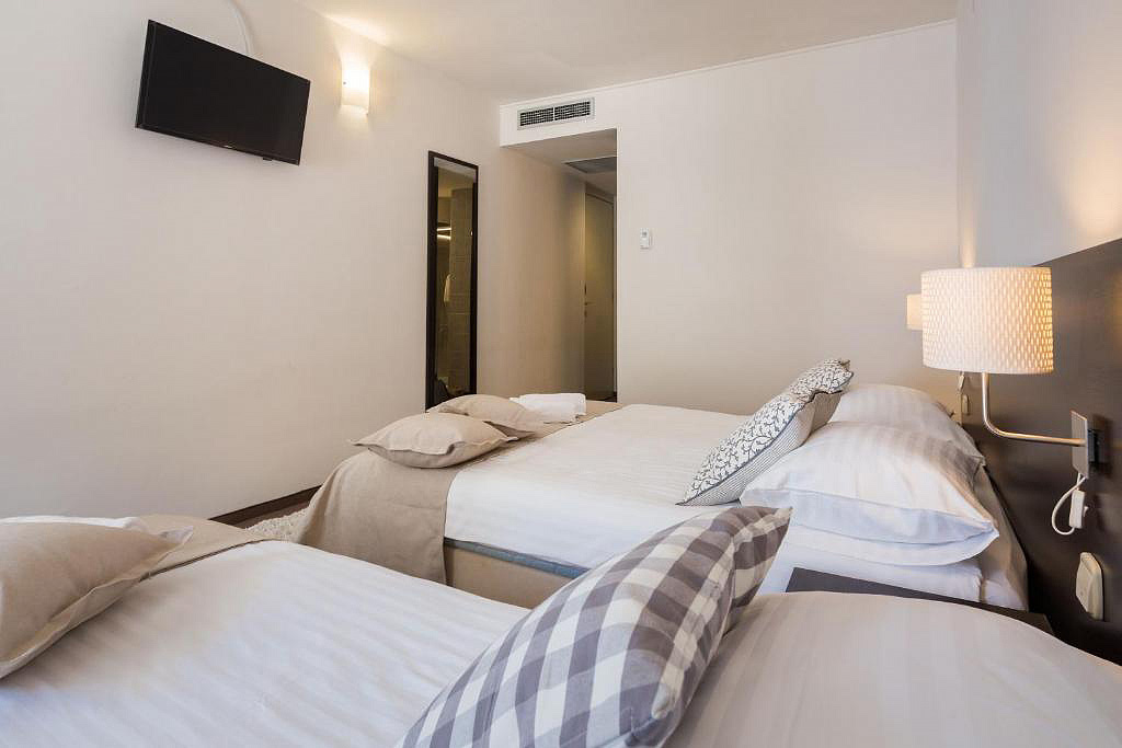 Villa Arausana & Antonina 18