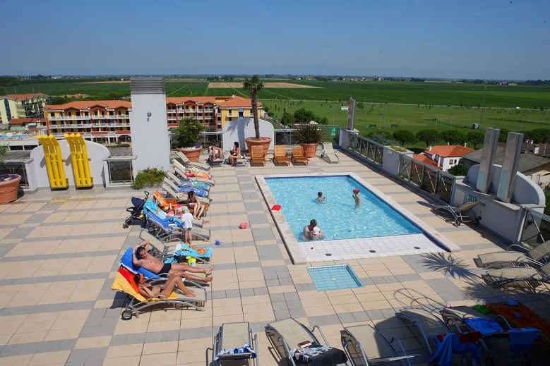 Hotel Aparthotel Eraclea Palace