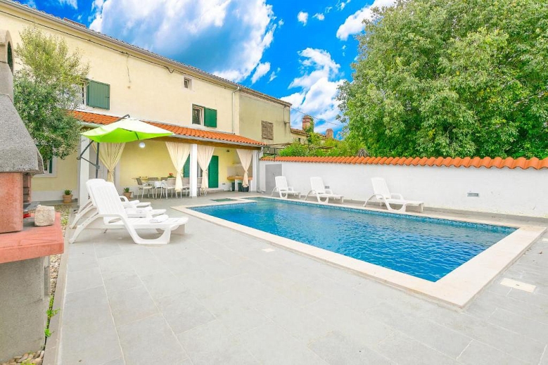 Hotel Vila Pula