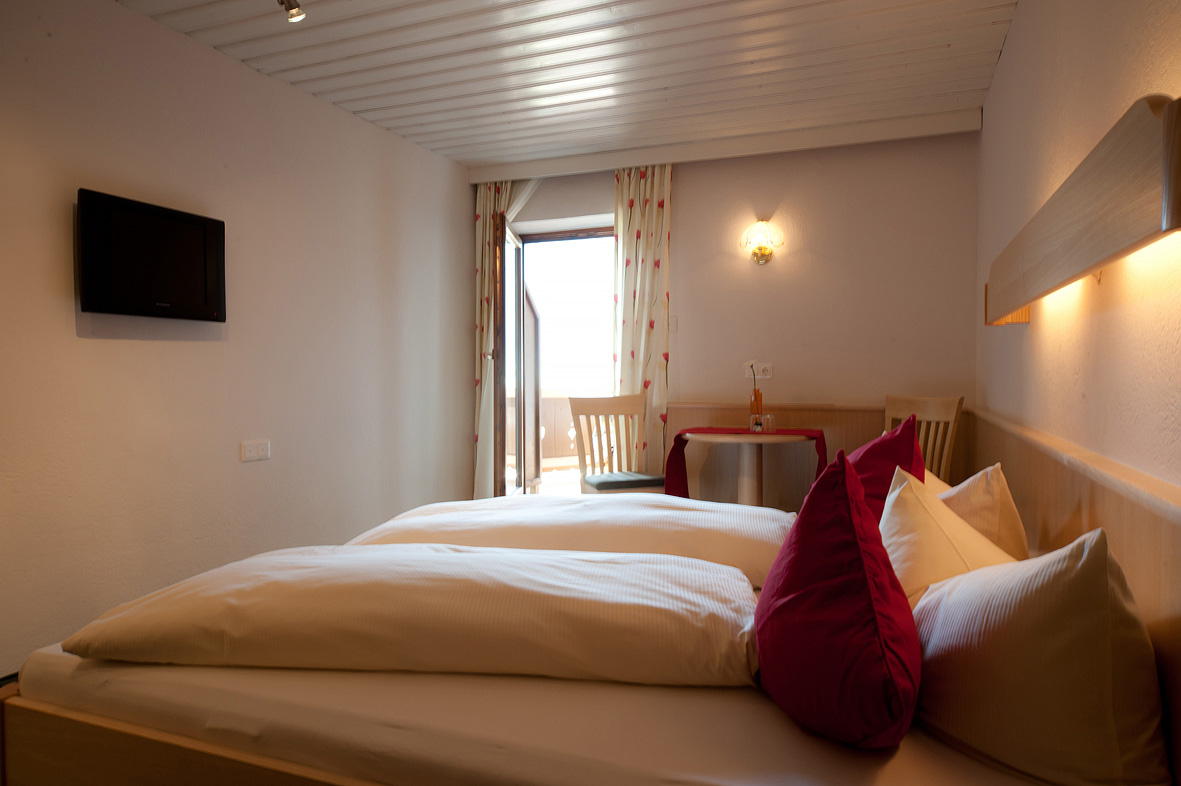 Gasthof Eckartauerhof  8