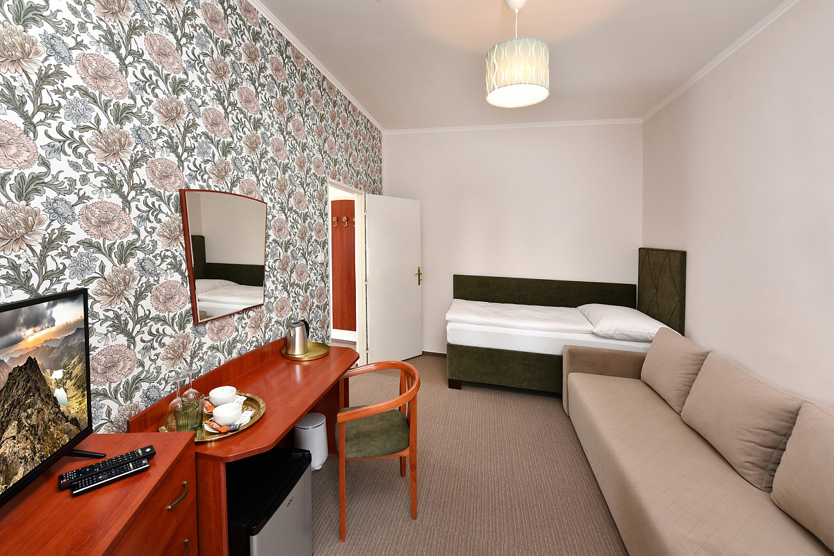 Hotel Lujza Major  13