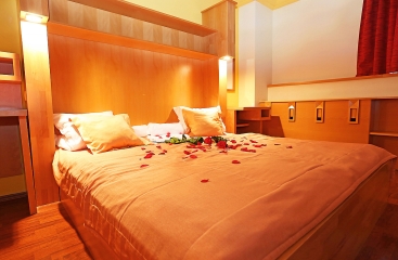 Hotel Seasons ****