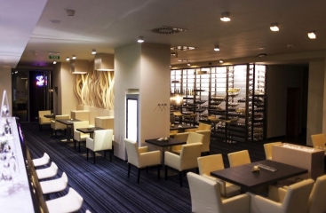 Hotel Seasons ****