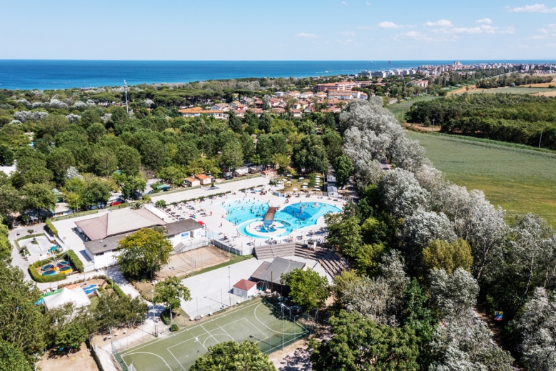 Hotel Adriano Family Collection