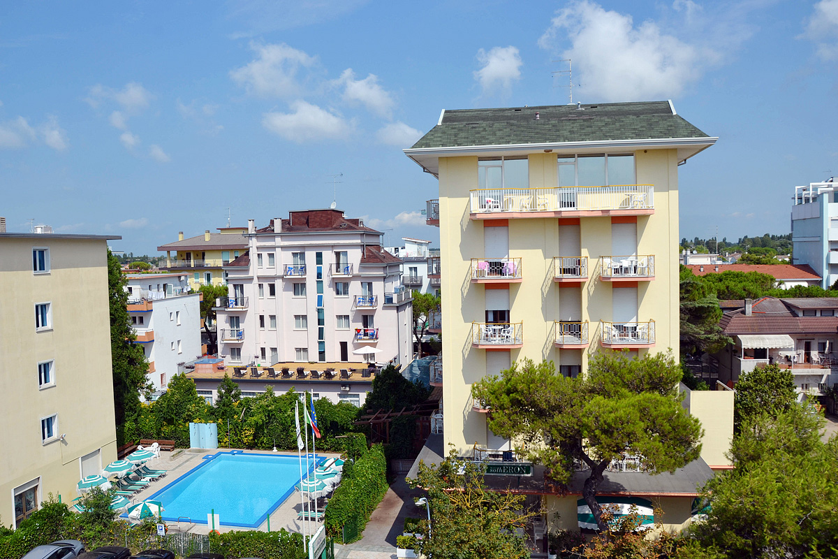 Hotel Heron & Maxiheron 2