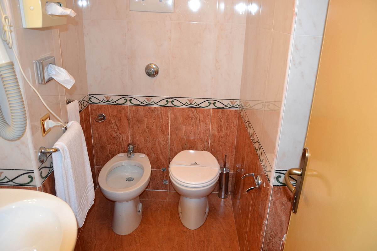 Hotel Heron & Maxiheron 12