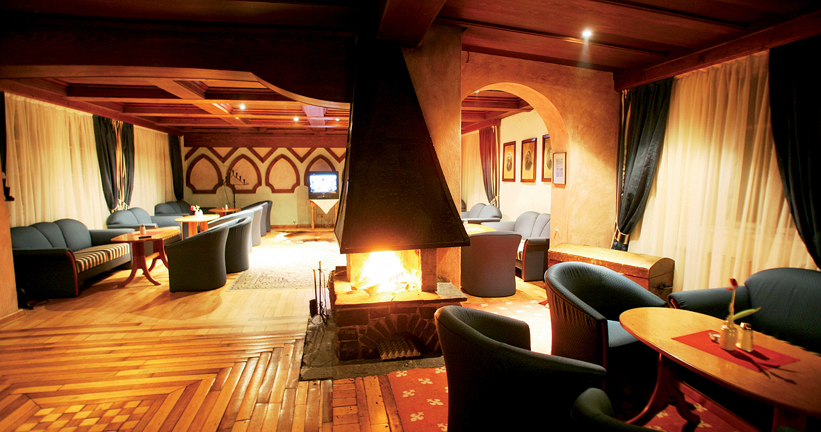 Schlosshotel Rosenegg 5