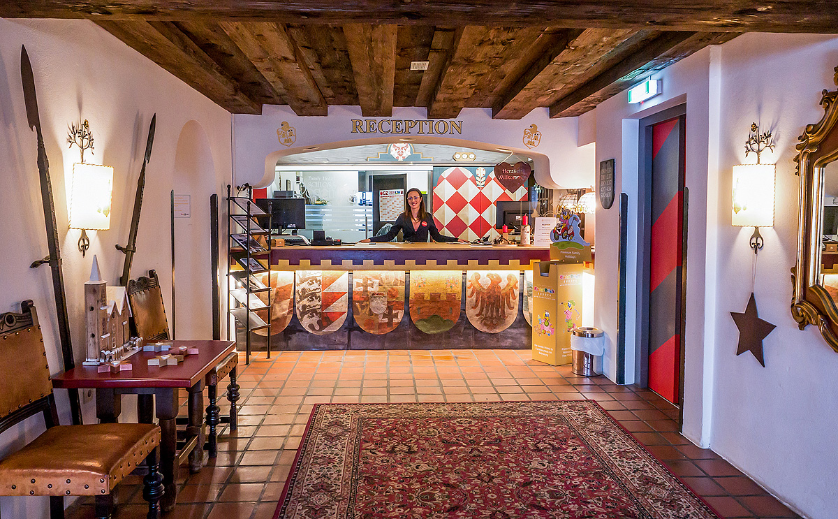 Schlosshotel Rosenegg  33