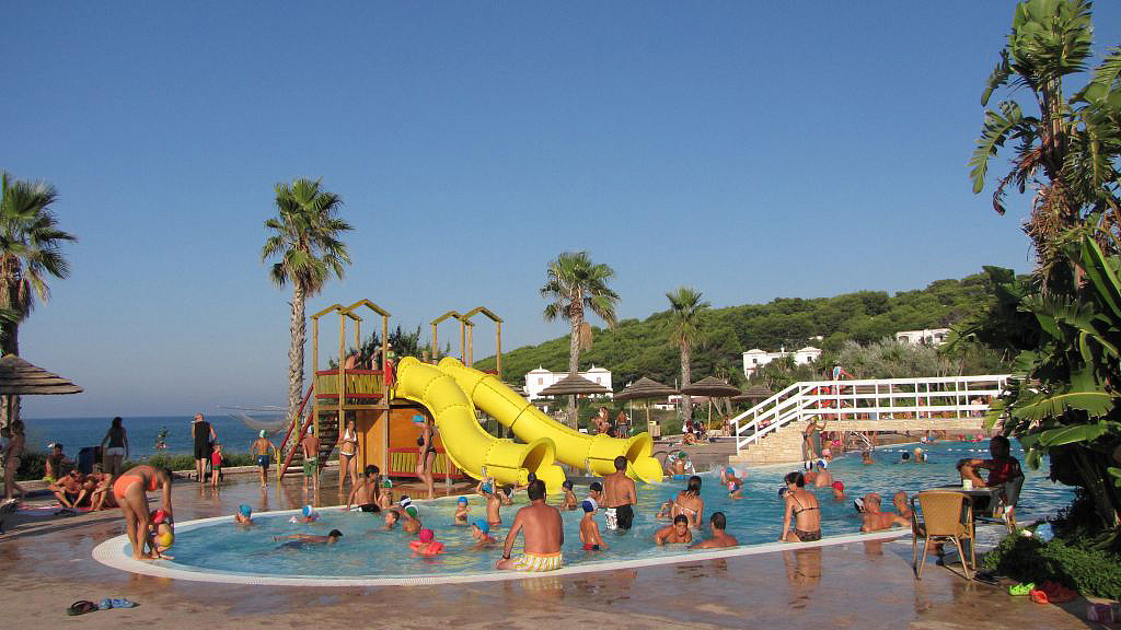 Internazionale Manacore Camping Village HC 4
