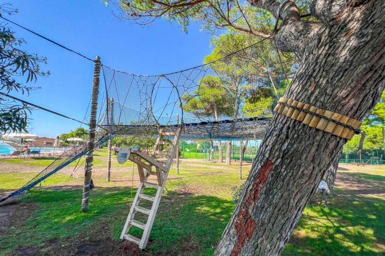 Hotel California Gitavillage HC