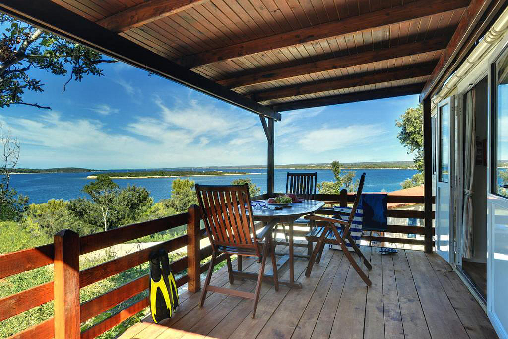 Brioni Sunny Camping HC 2