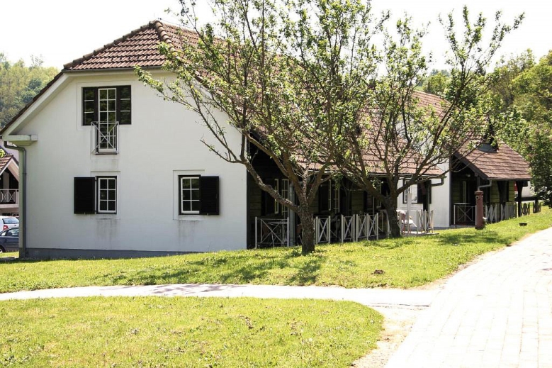 Hotel Apartments Lipa Village