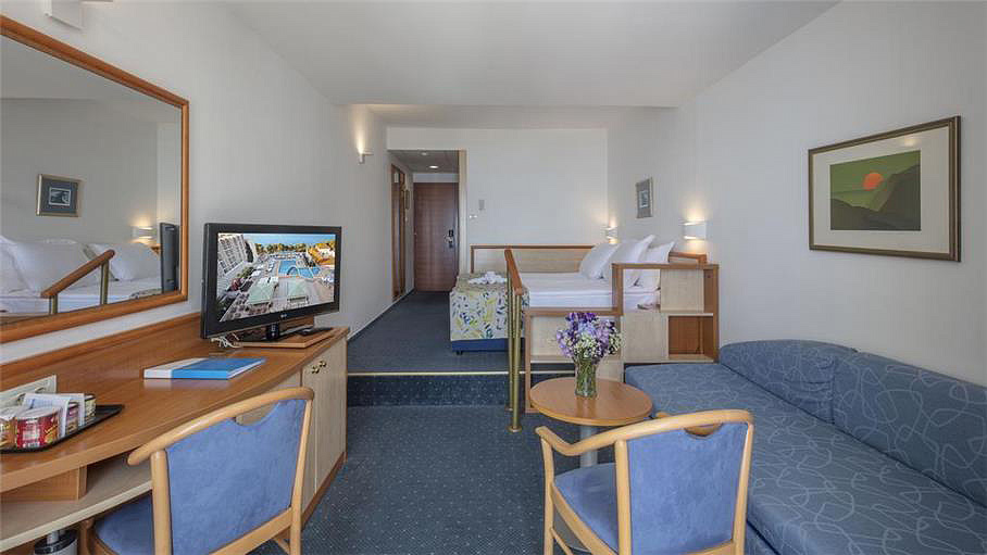 Hotel Bluesun Alga 9