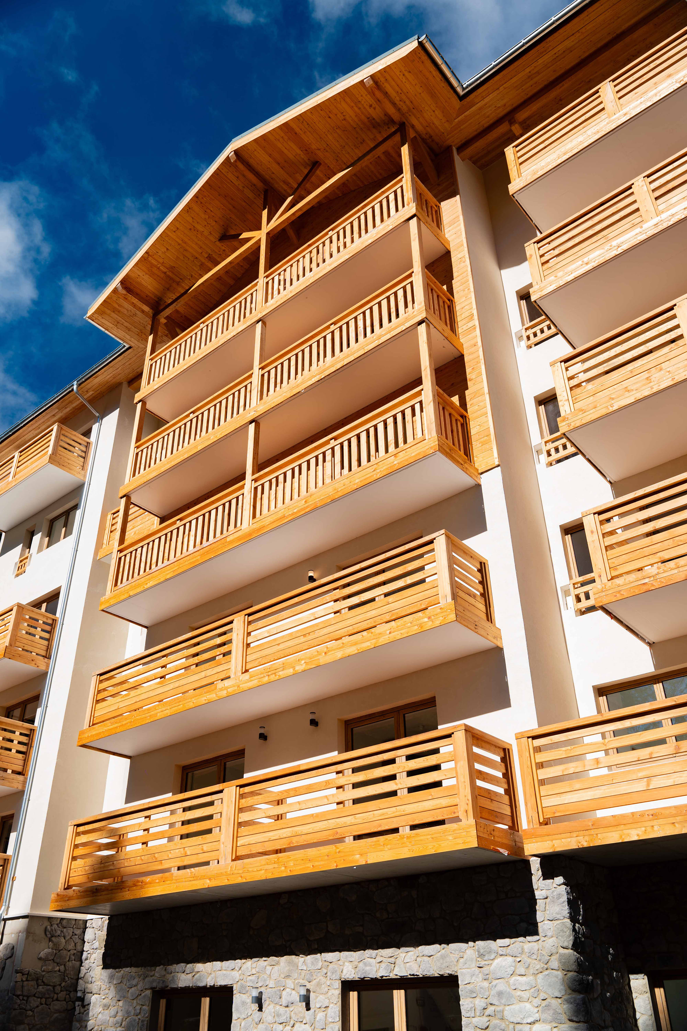 Residence Arya Living Stone 2