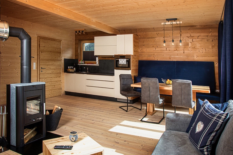 Hotel HOCHoben Chalets & Mobilhomes se skipasem