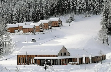 HOCHoben Chalets & Mobilhomes **** se skipasem