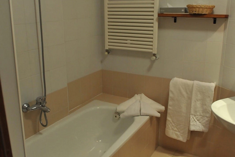 Hotel Hotel Gallo Forcello s HB a skipasem