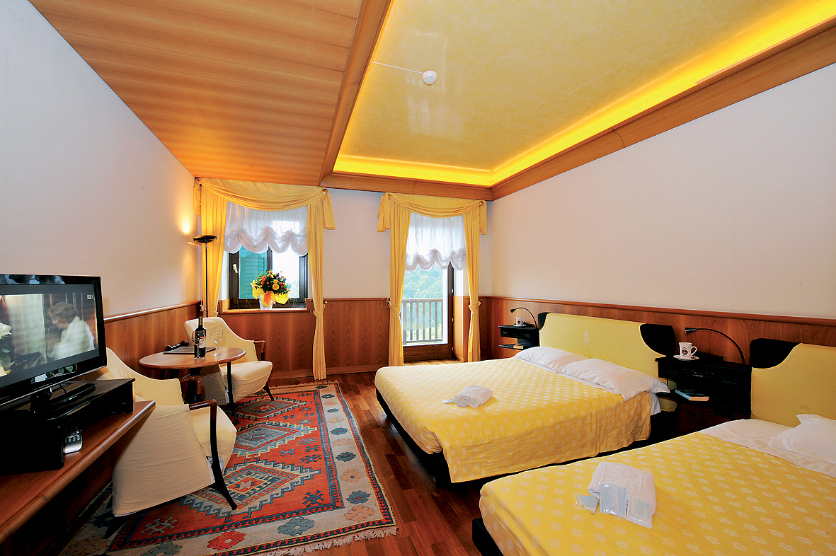 Grand Hotel Astoria 2