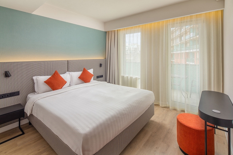 Hotel ESCALA Hotel & Suites