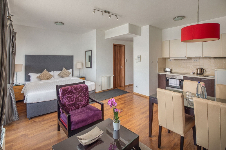 Hotel ESCALA Hotel & Suites