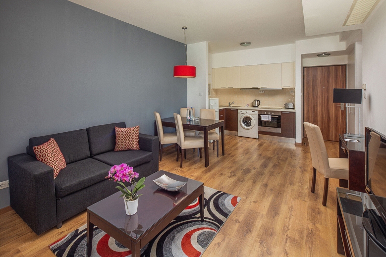 Hotel ESCALA Hotel & Suites