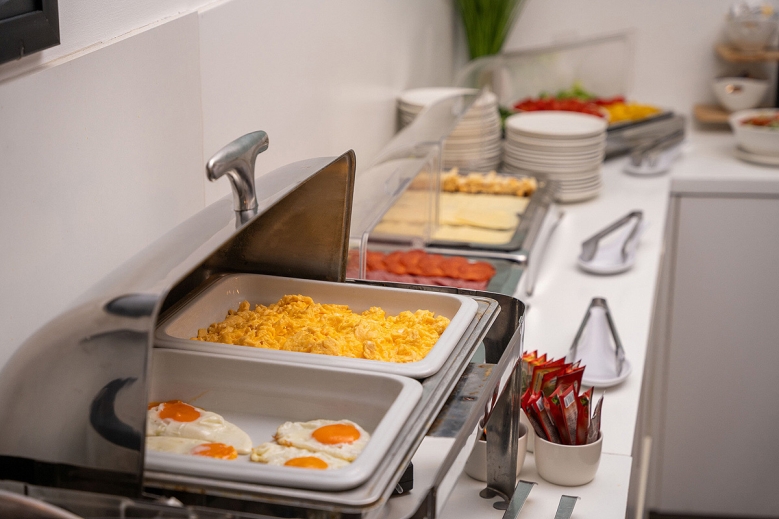 Hotel ESCALA Hotel & Suites