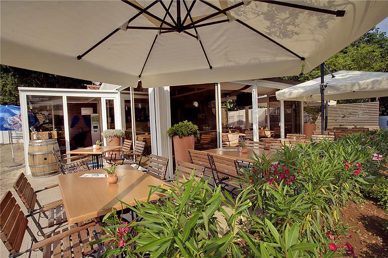 Valamar Camping Marina 10