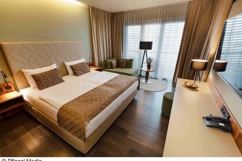 Hotel Therme Laa - Hotel & Silent Spa SUP
