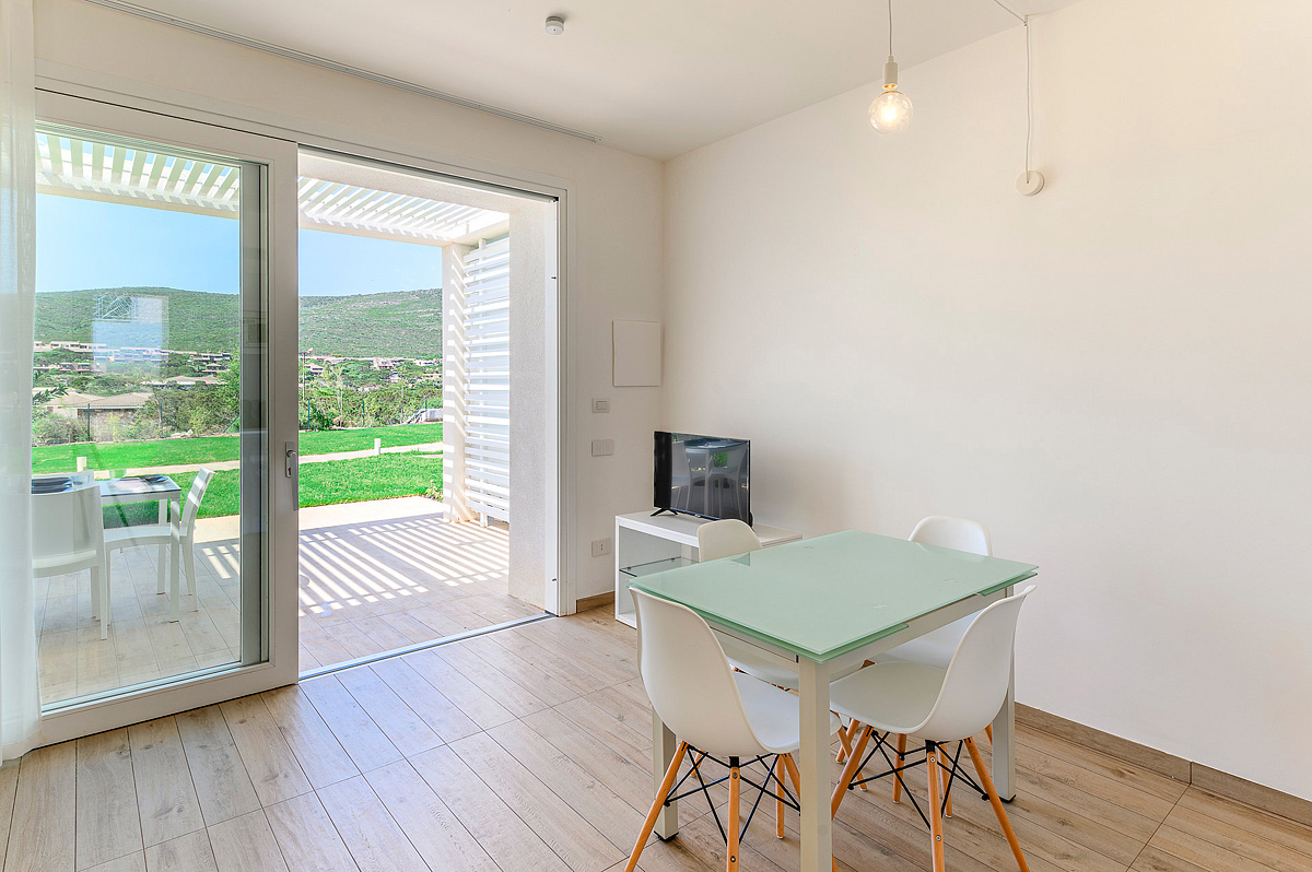 Capo Falcone Charming Apartments 4