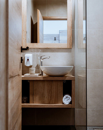 Hotel Grmovškov dom Kope 7