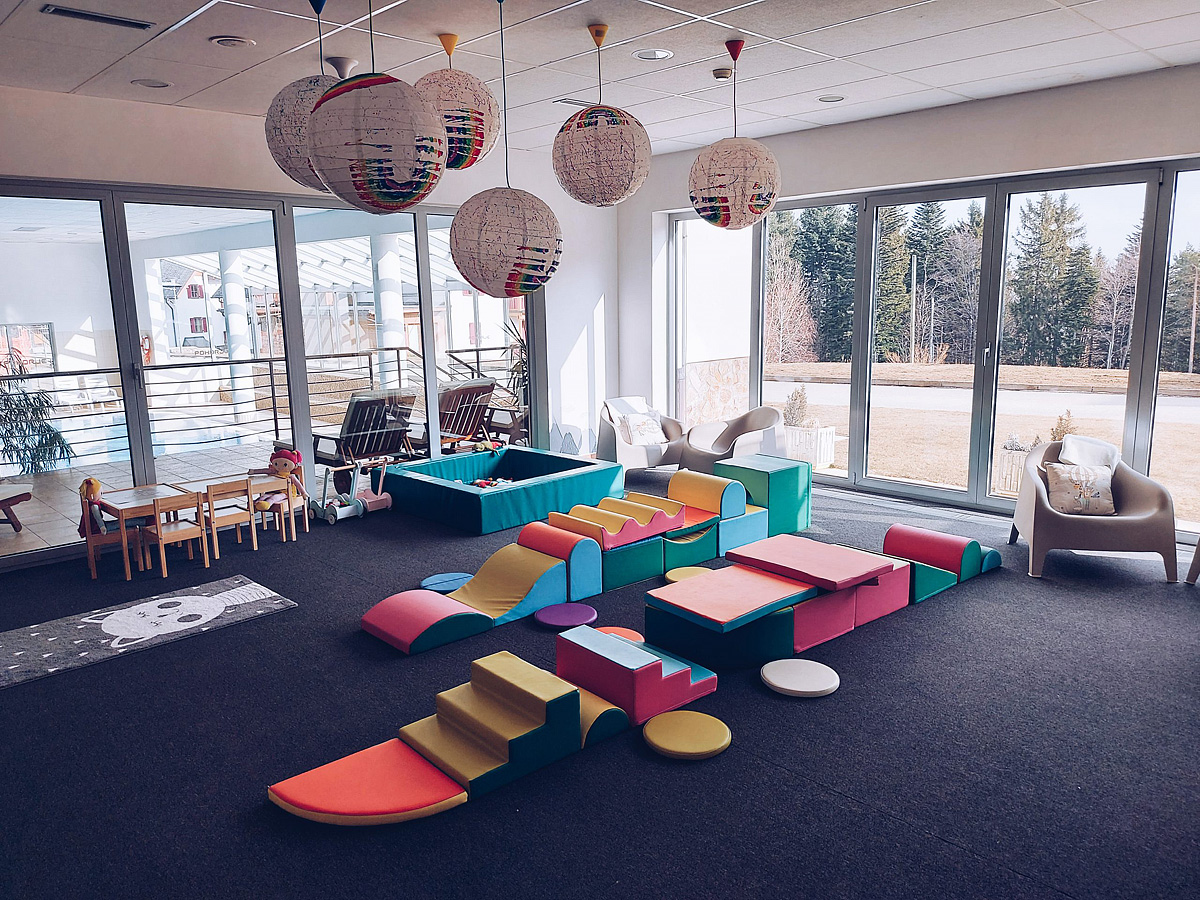 Wellness & Spa Hotel Bolfenk 25