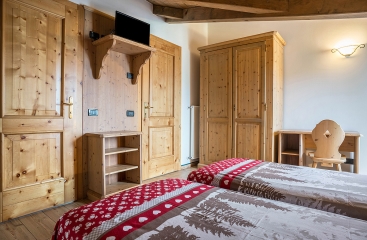 Giongo Residence ***