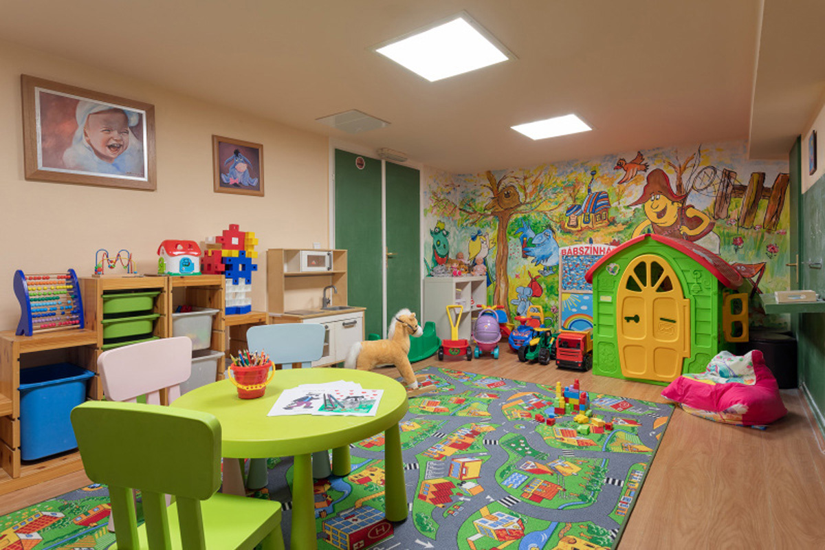 Hunguest Hotel Eger & Park 7