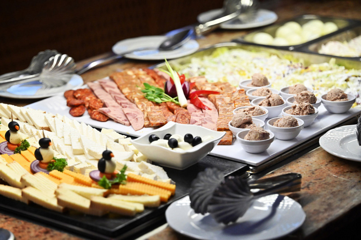 Hunguest Hotel Eger & Park 21