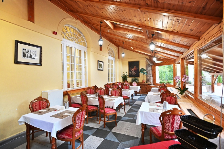 Hotel Hunguest Hotel Eger & Park