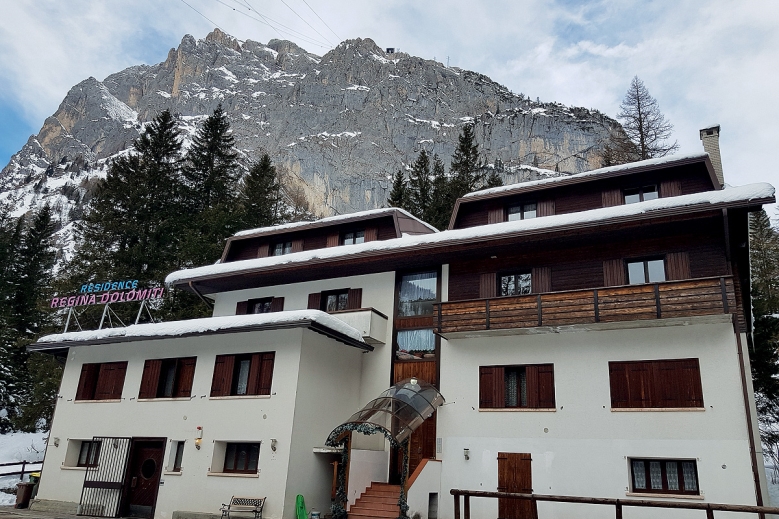 Hotel Residence Regina Dolomiti