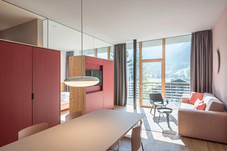 Hotel Residence Alma Paramount Suites