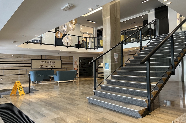 Hotel Hotel Alpina se skipasem